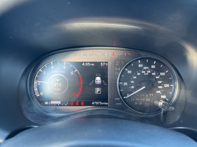 Vehicle image 11 of 32