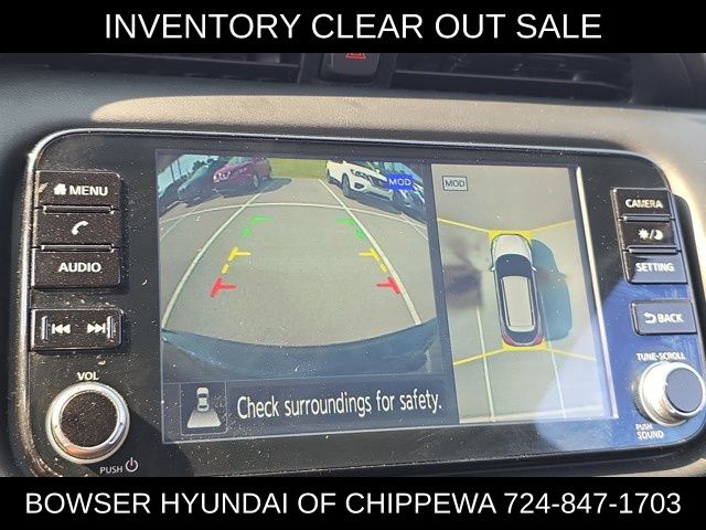 Vehicle image 16 of 21