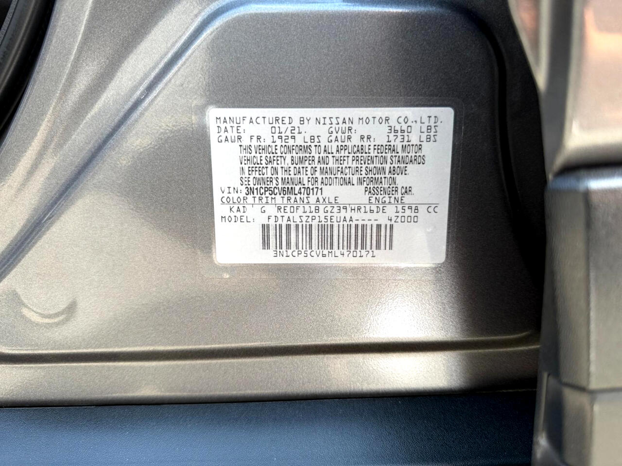 Vehicle image 17 of 37