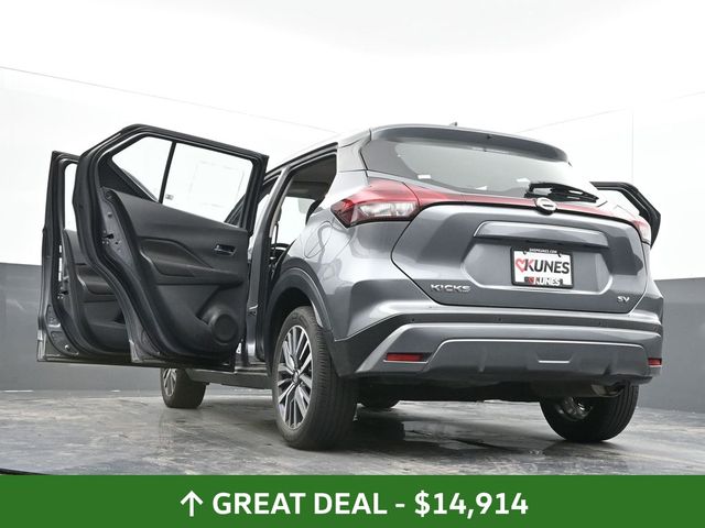 Vehicle image 44 of 117