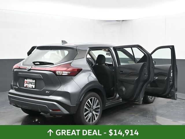 Vehicle image 28 of 117