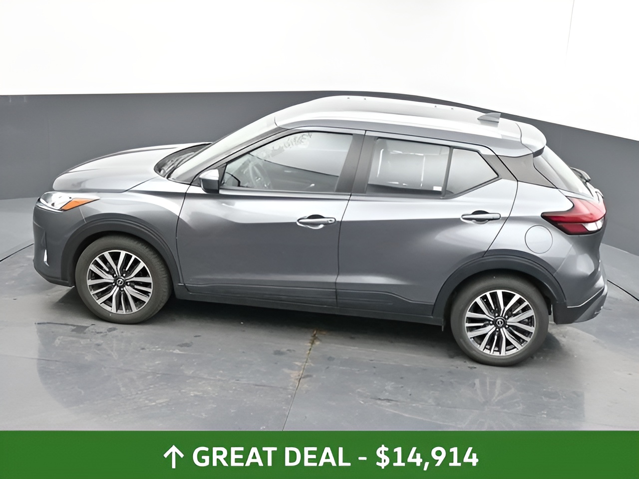 Vehicle image 105 of 117