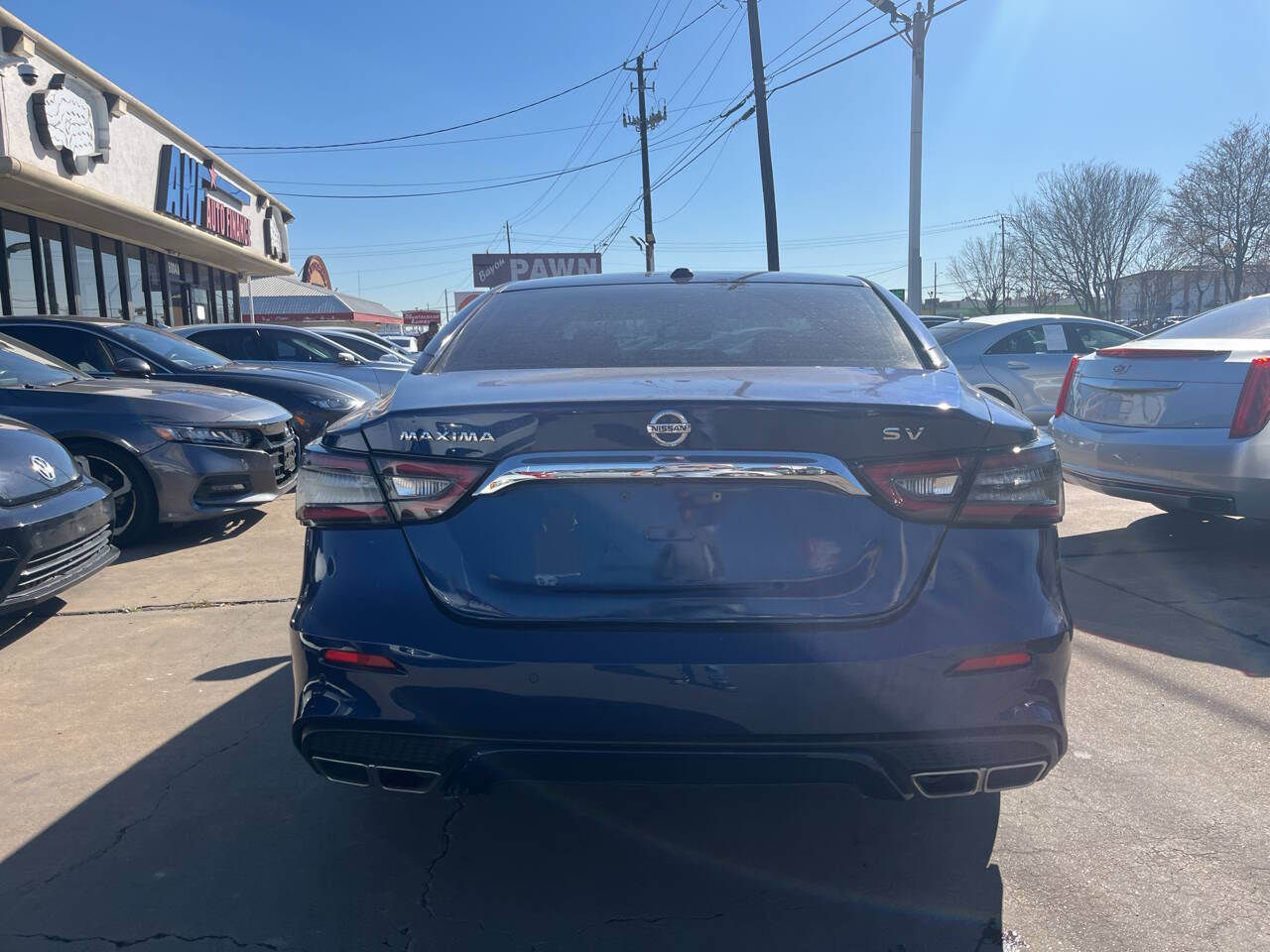 Vehicle image 6 of 11