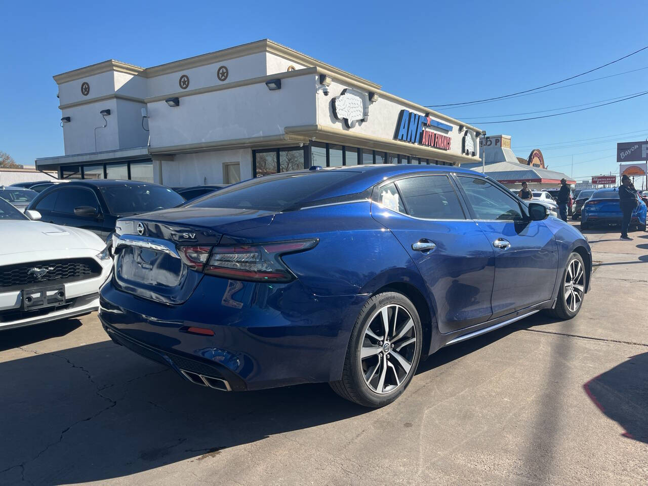 Vehicle image 2 of 11