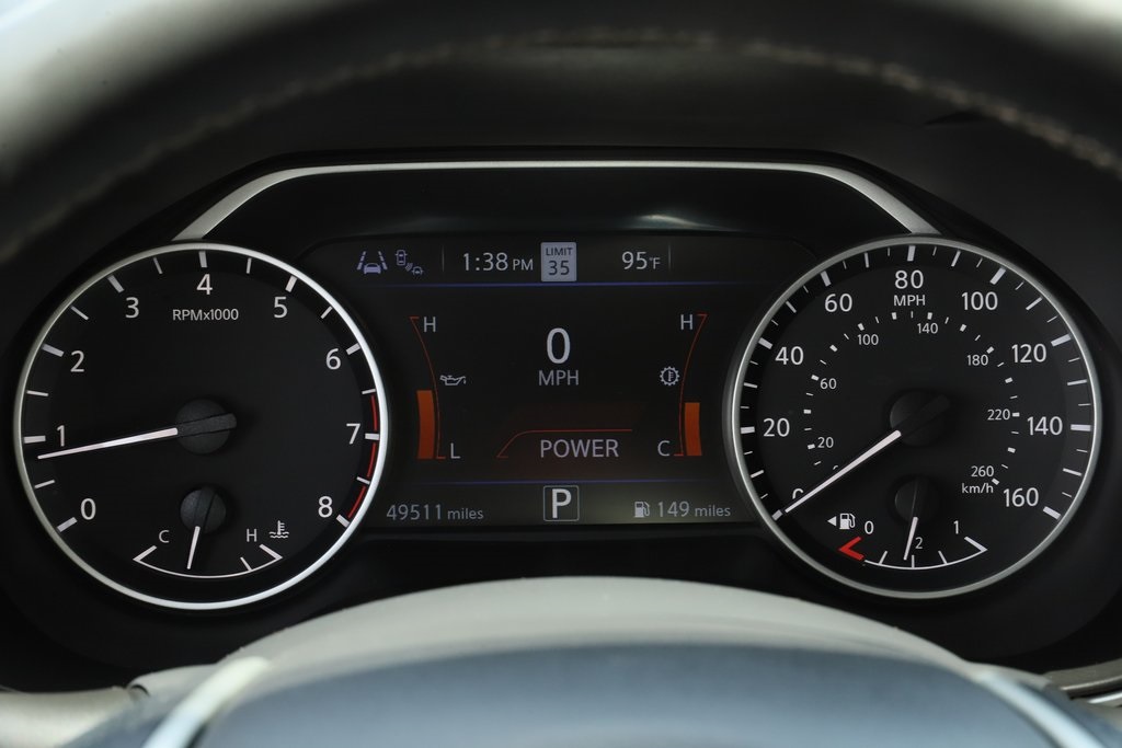 Vehicle image 13 of 30