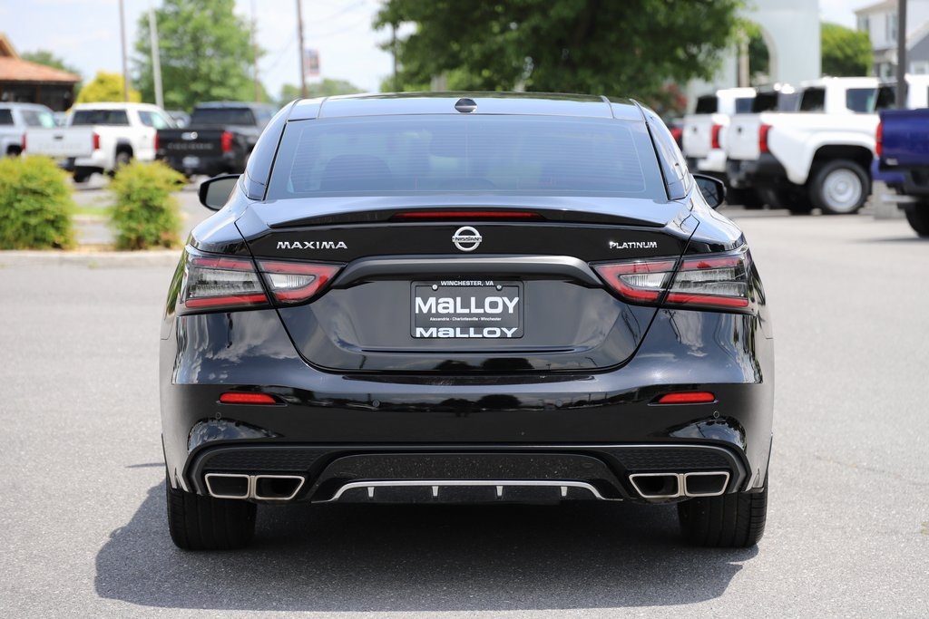 Vehicle image 4 of 30