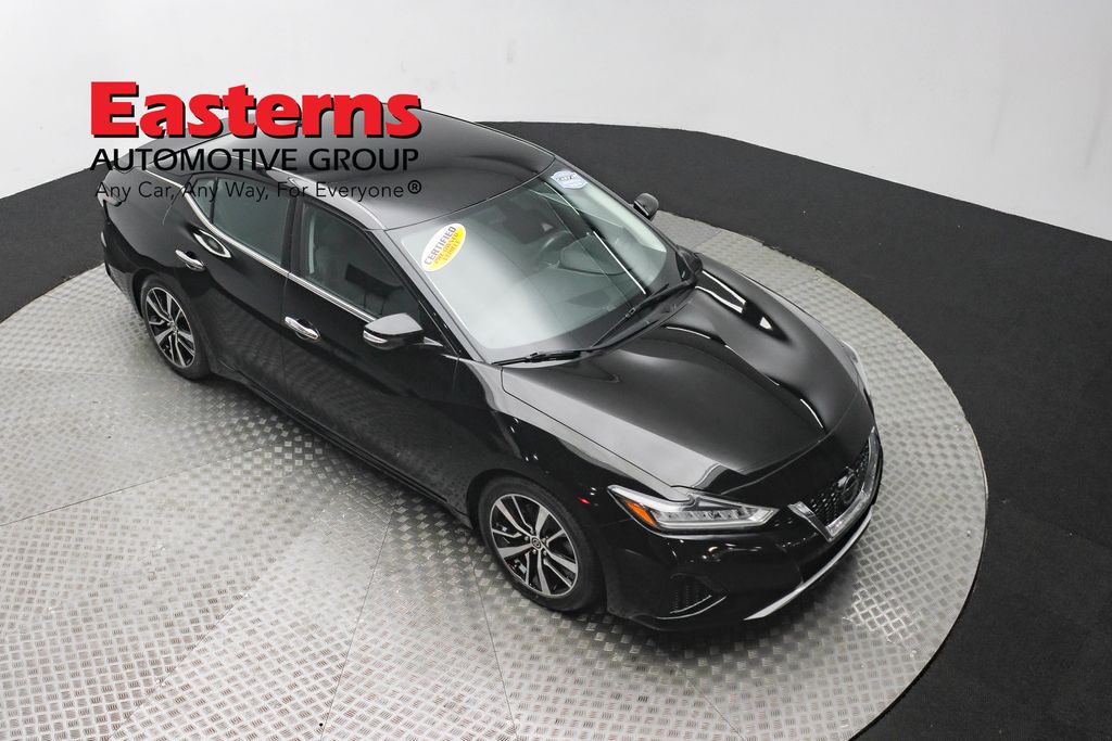 Vehicle image 11 of 61