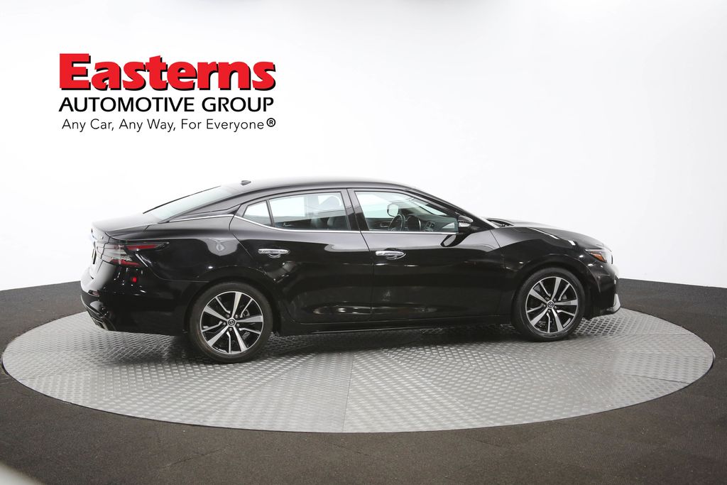 Vehicle image 19 of 61