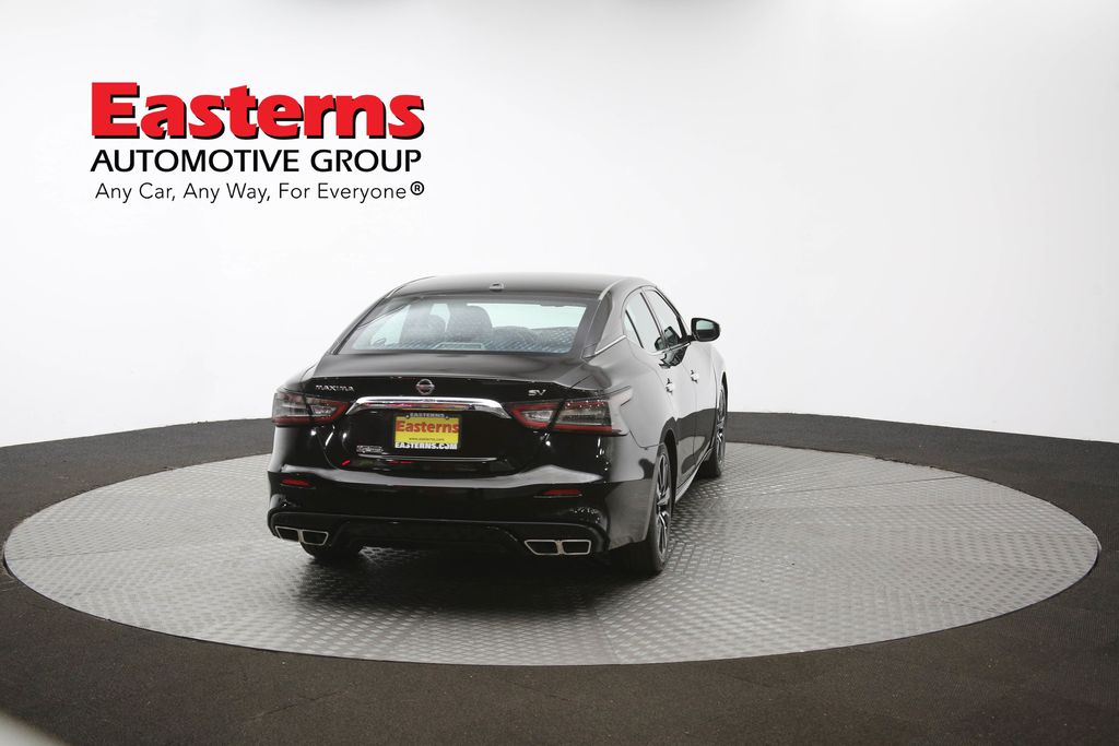 Vehicle image 15 of 61