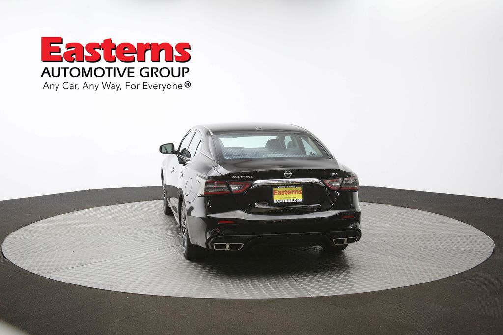 Vehicle image 14 of 61