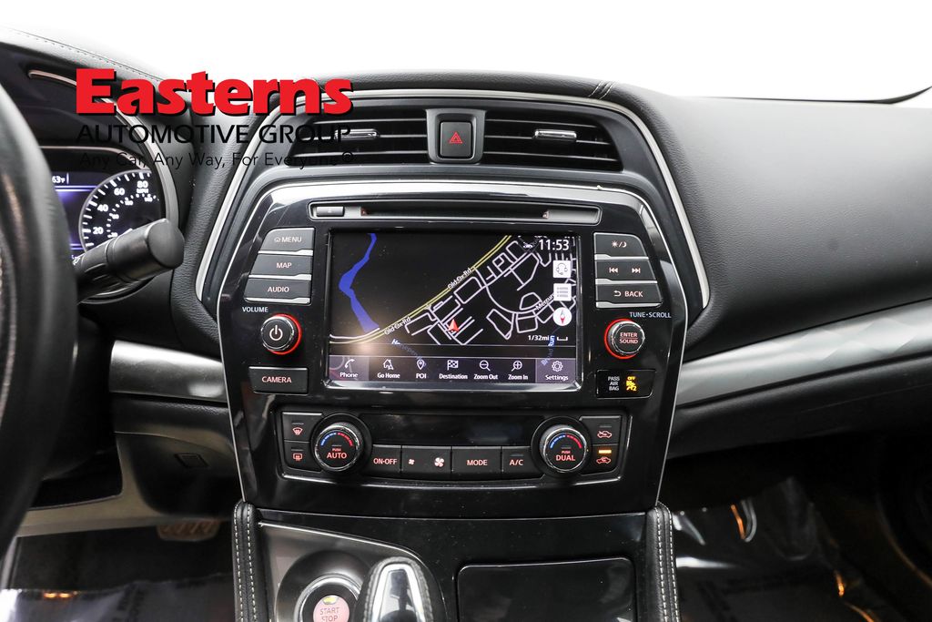 Vehicle image 41 of 61