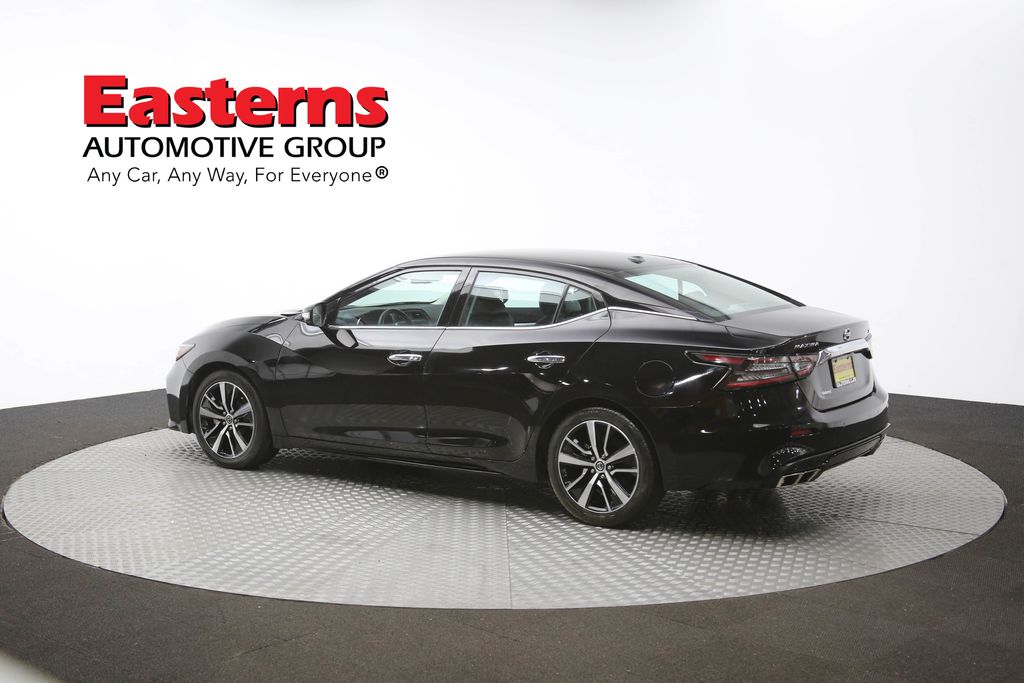 Vehicle image 34 of 61