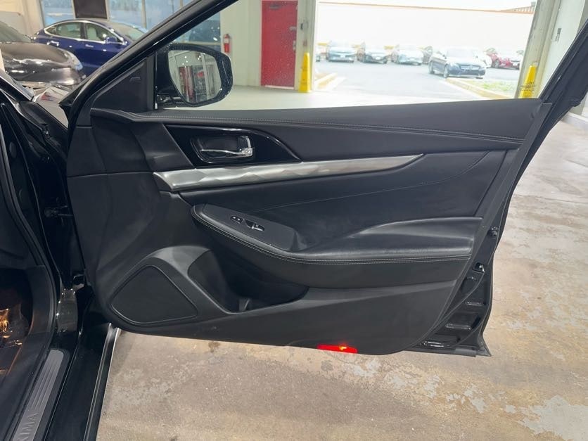 2021 Nissan Maxima SV Image 31 of 37