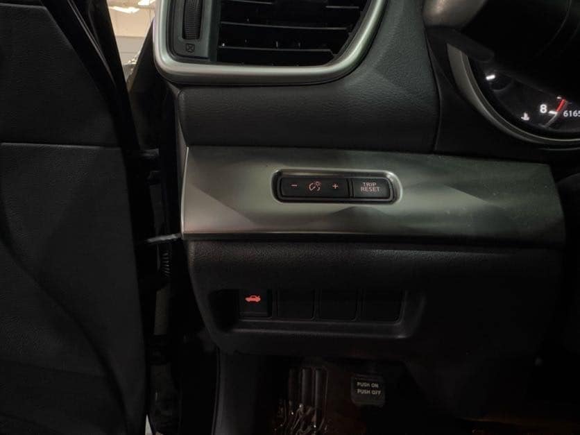 2021 Nissan Maxima SV Image 32 of 37