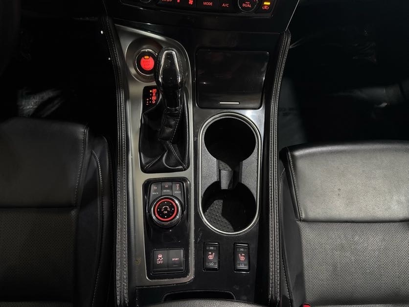 2021 Nissan Maxima SV Image 27 of 37