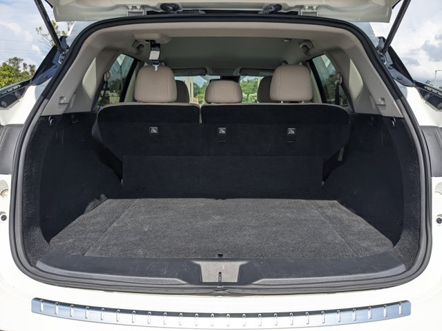 Vehicle image 14 of 36