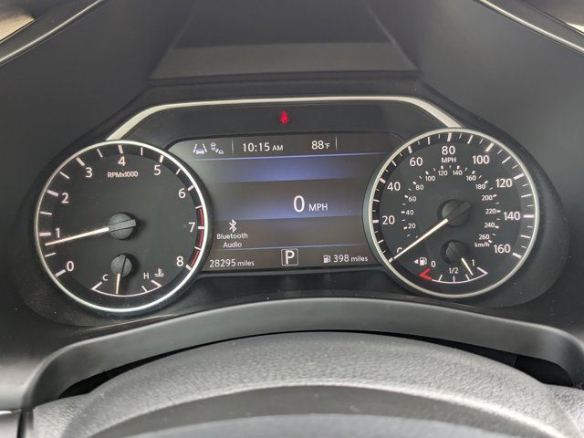 Vehicle image 18 of 36