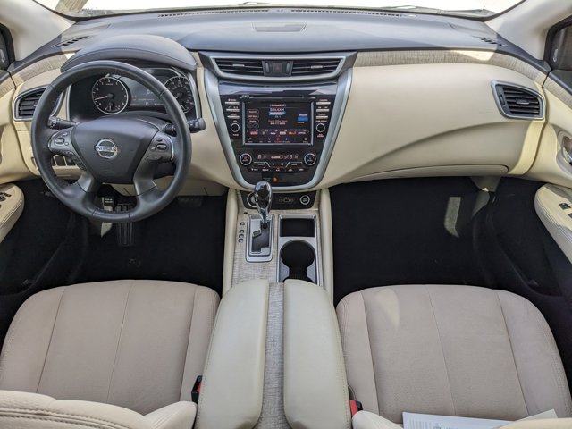 Vehicle image 16 of 36