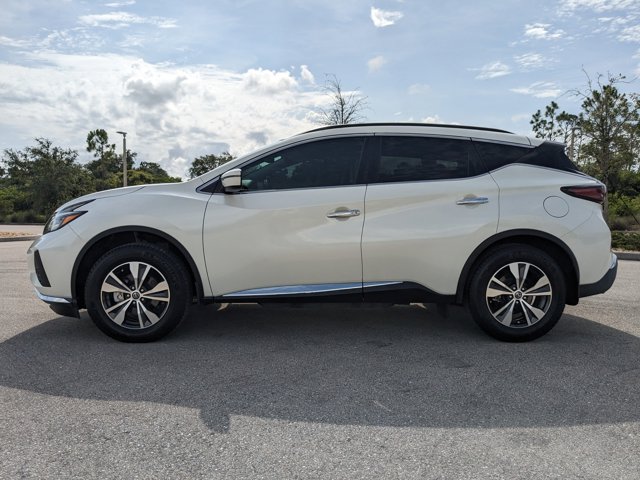 Vehicle image 12 of 36