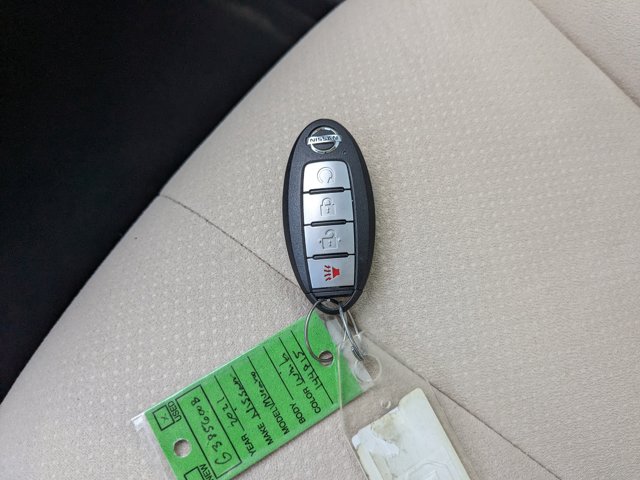 Vehicle image 26 of 36
