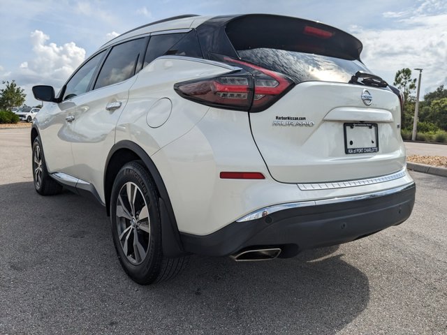 Vehicle image 11 of 36