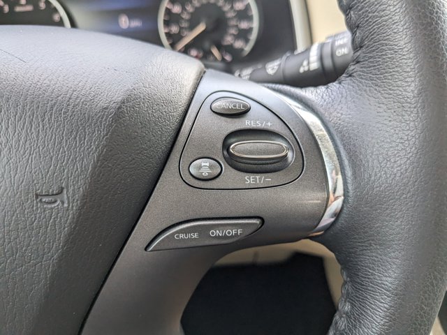 Vehicle image 28 of 36
