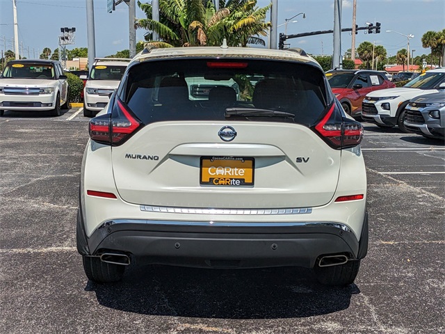 Vehicle image 8 of 30