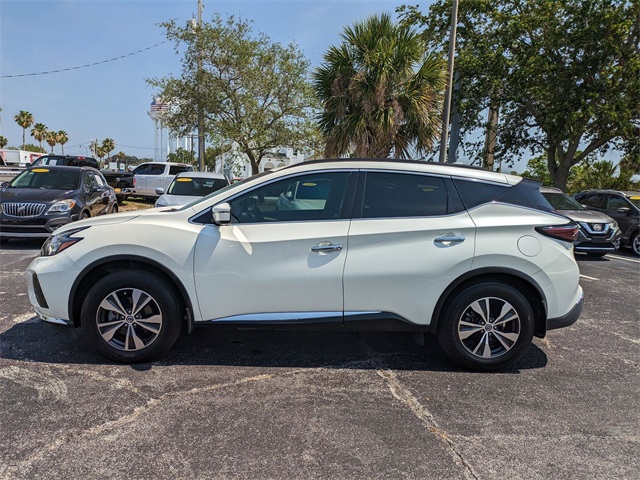 Vehicle image 7 of 30