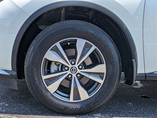 Vehicle image 29 of 30