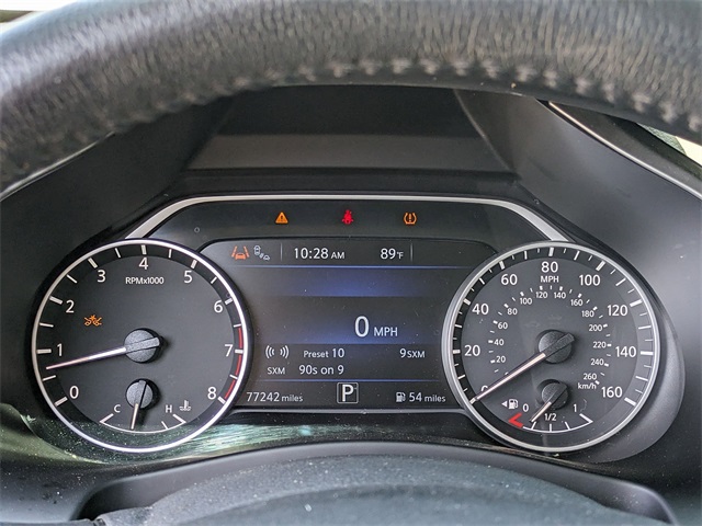 Vehicle image 13 of 30