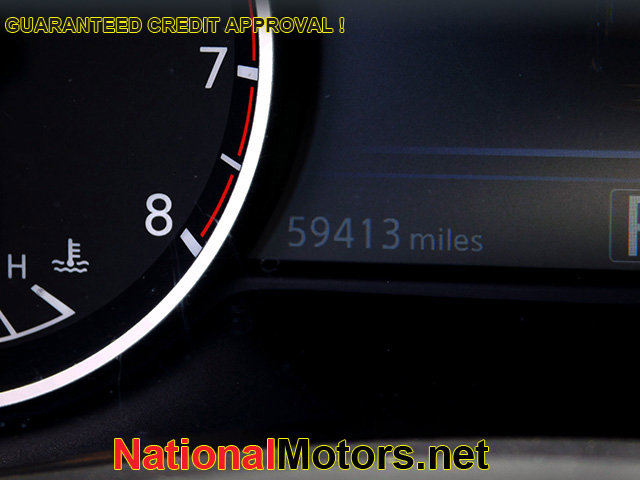 Vehicle image 9 of 12