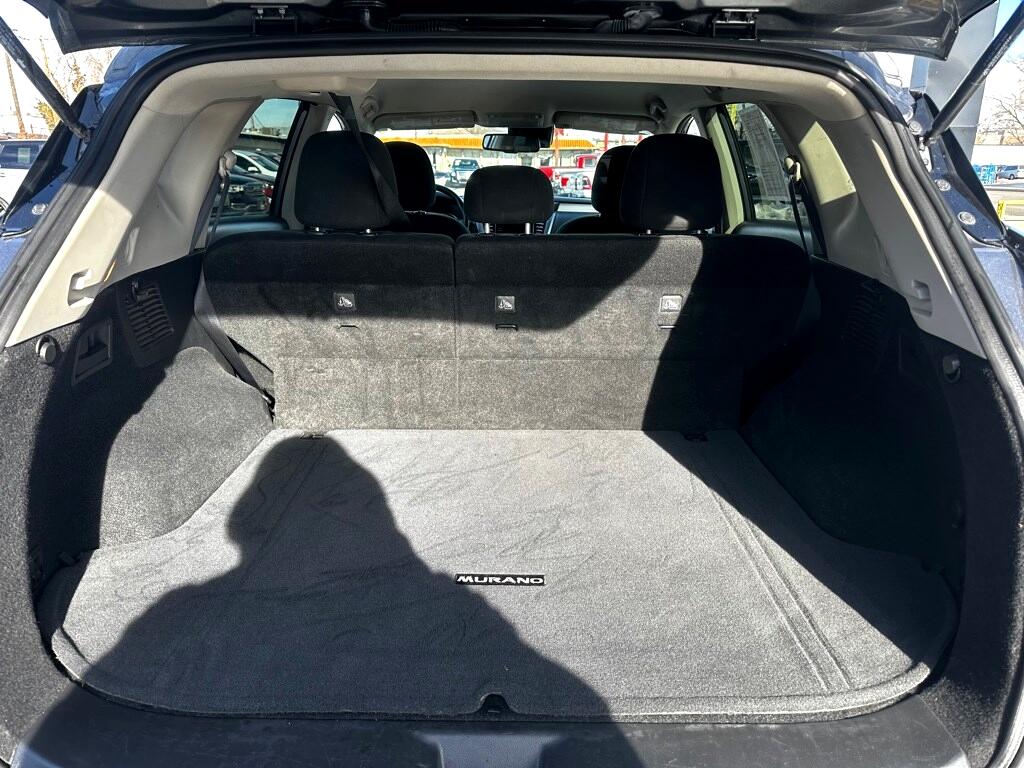 Vehicle image 12 of 35