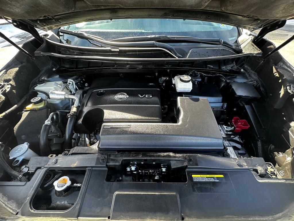 Vehicle image 34 of 35