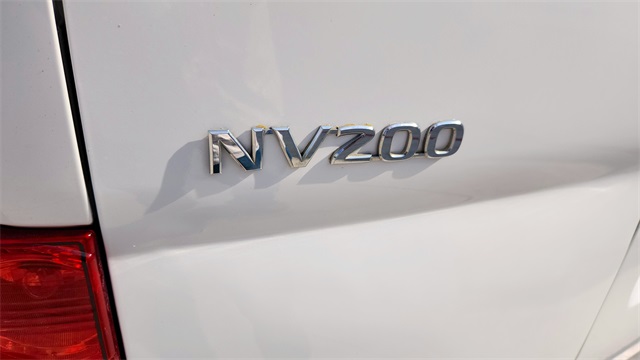 Vehicle image 26 of 35