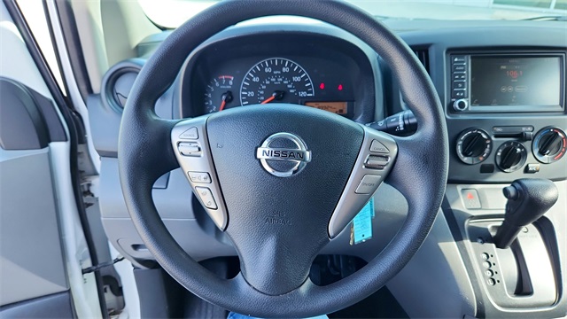 Vehicle image 13 of 35