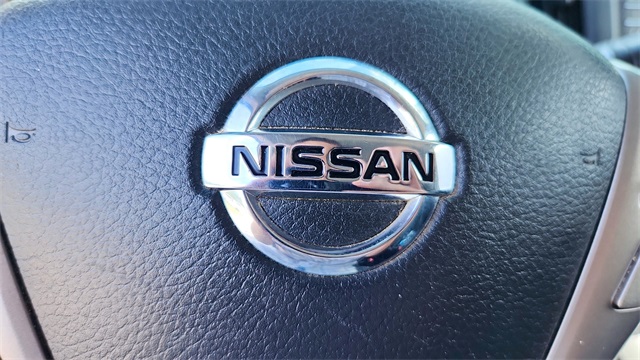 Vehicle image 34 of 35