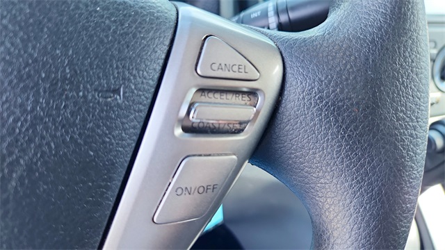 Vehicle image 31 of 35