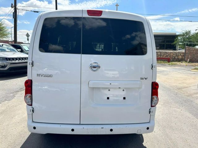 Vehicle image 6 of 18