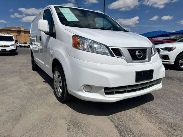 Vehicle image 4 of 18