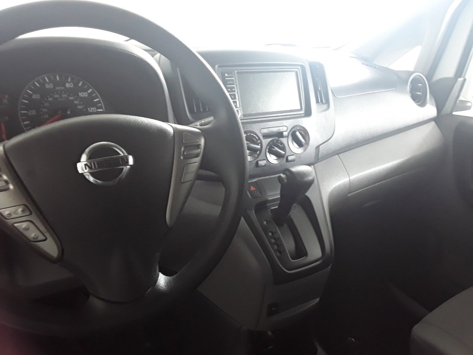 Vehicle image 13 of 27