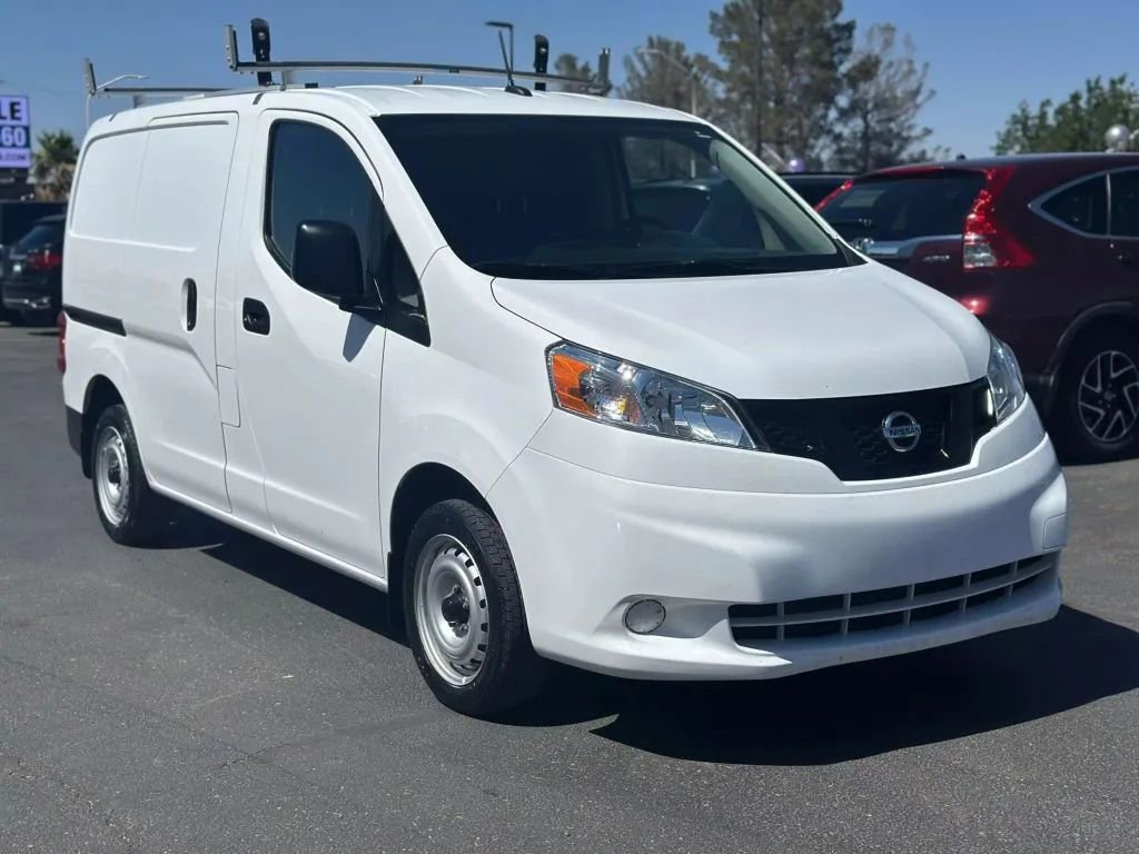 Vehicle image 3 of 26
