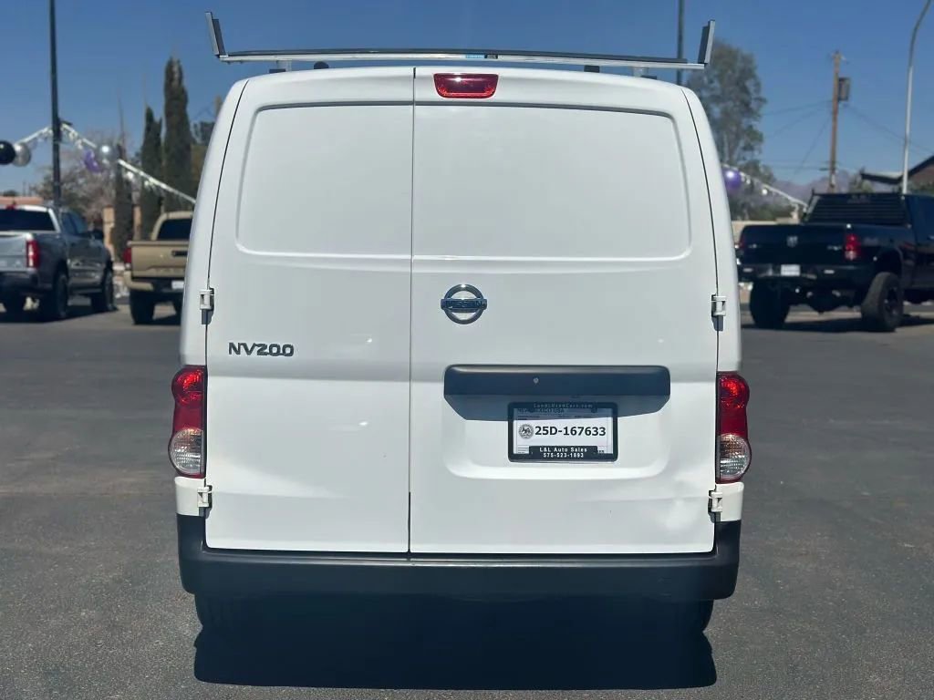 Vehicle image 5 of 26