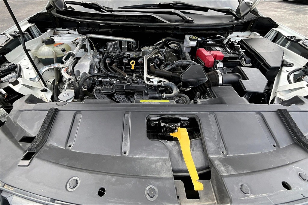 Vehicle image 12 of 32