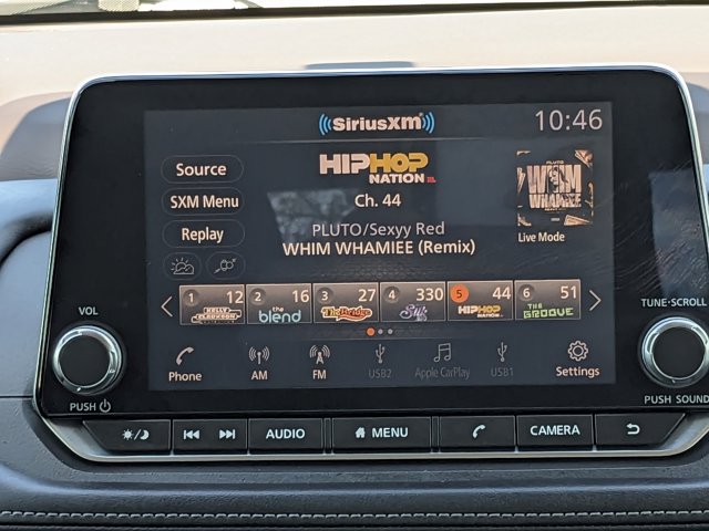 Vehicle image 24 of 36