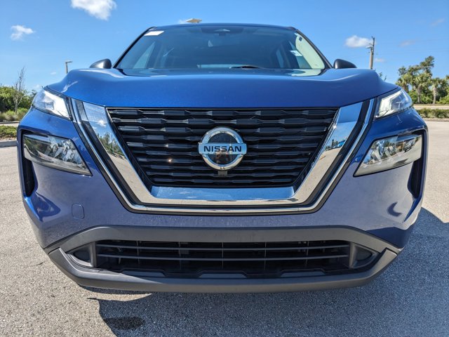Vehicle image 2 of 36