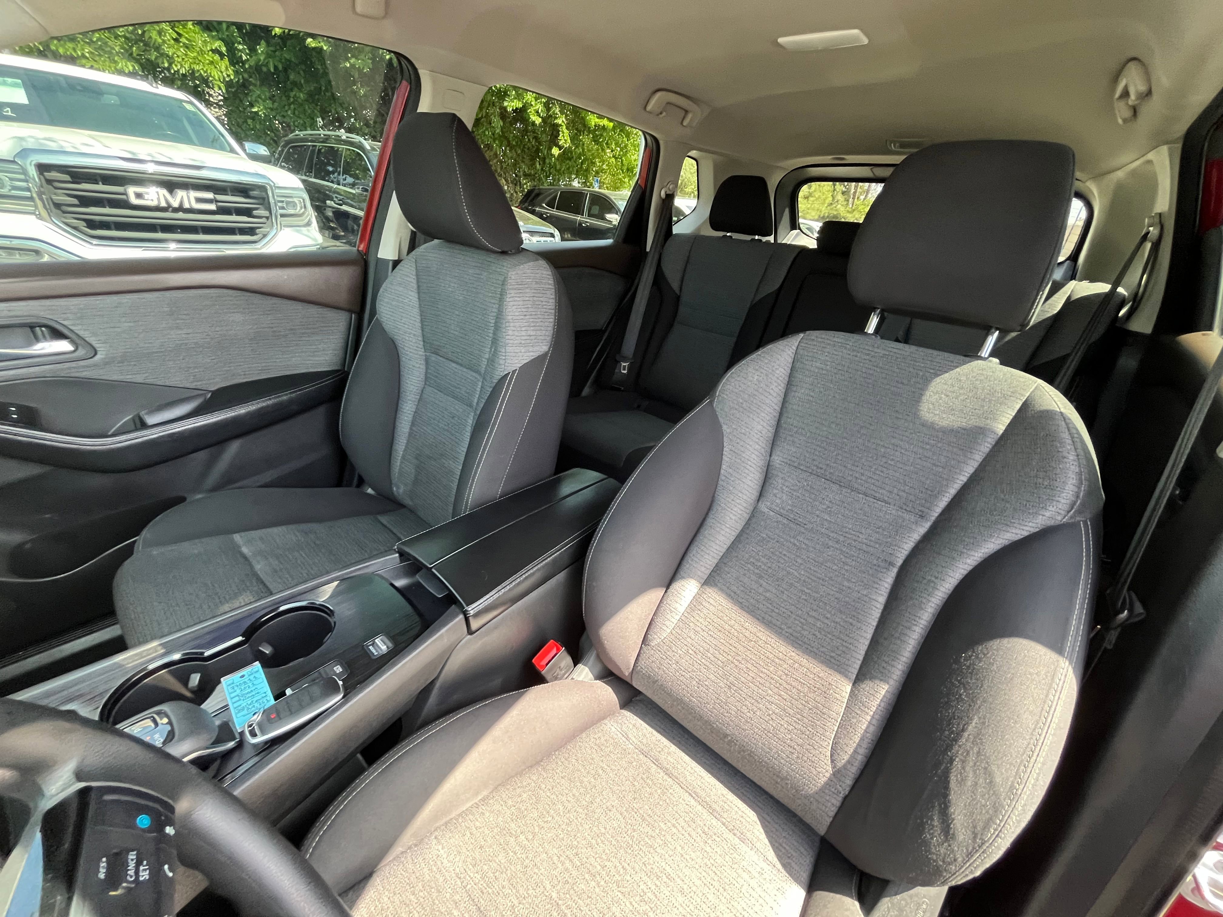 Vehicle image 58 of 67