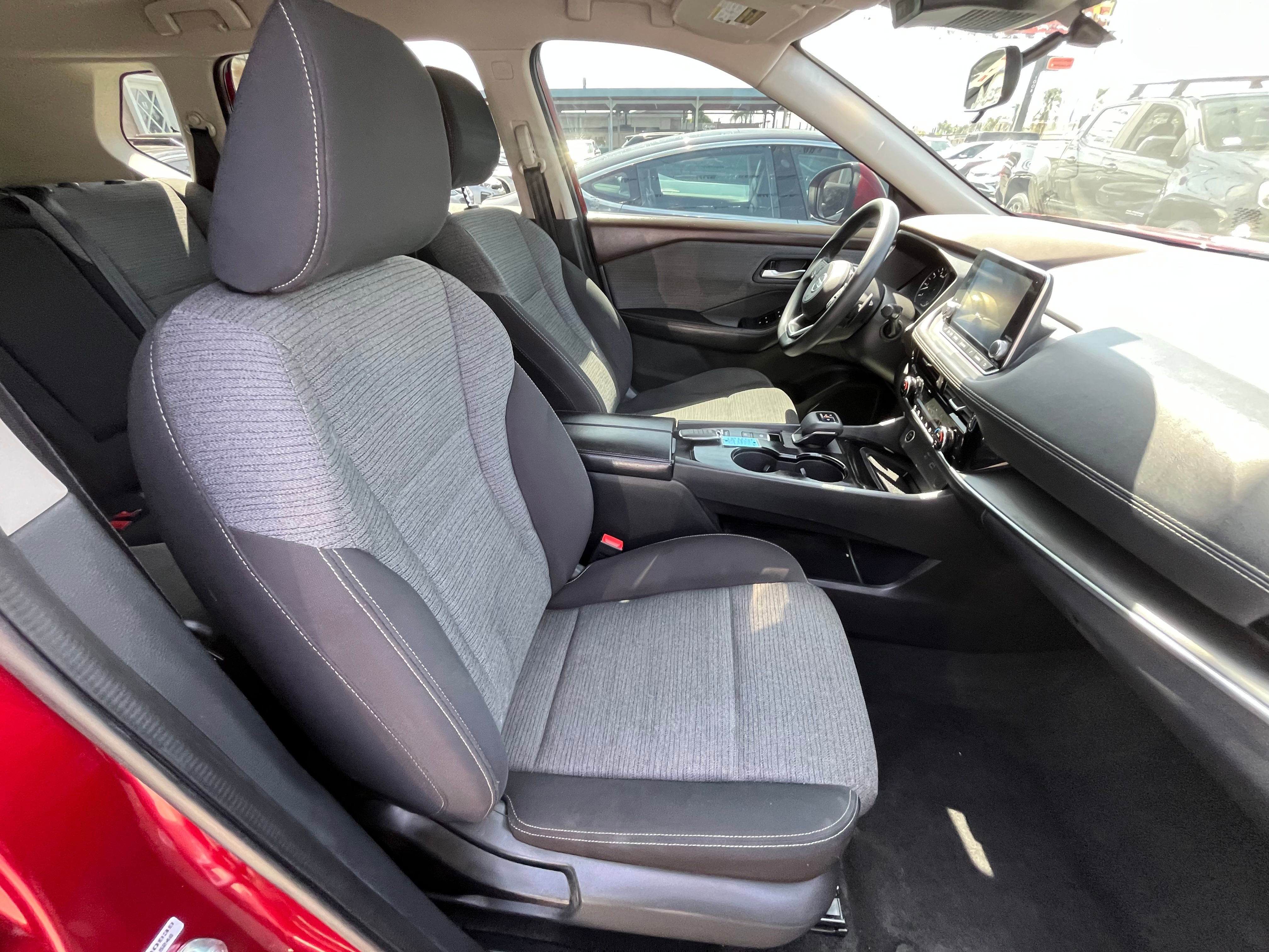 Vehicle image 46 of 67