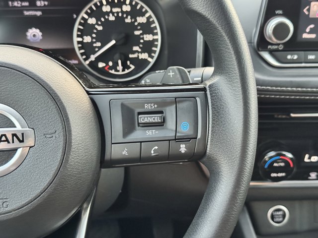 Vehicle image 17 of 28