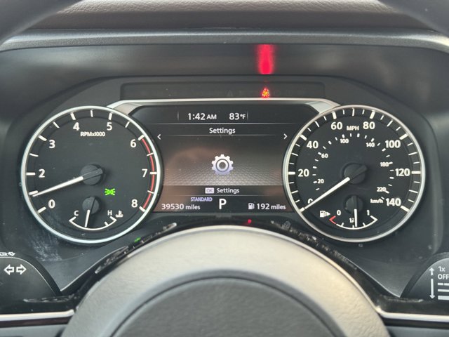 Vehicle image 18 of 28