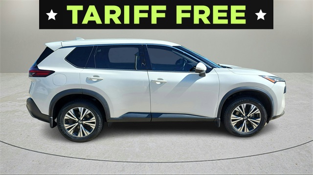 Vehicle image 2 of 9